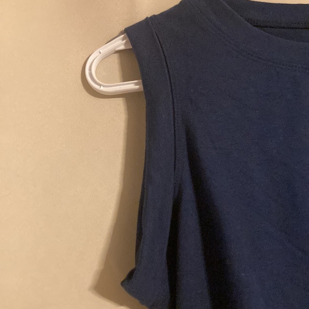 New - Picture 2 of 4